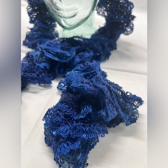 Handmade Blue Ruffled Scarf - Picture 7 of 9